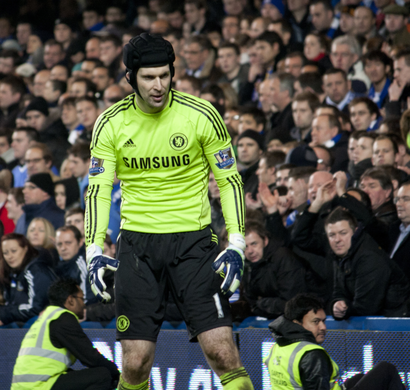 Petr_Cech_-_Chelsea_vs_Bolton_Wanderers.jpg